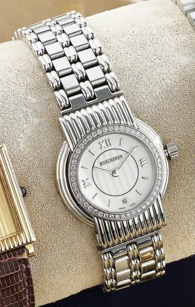 BOUCHERON
Montre bracelet de dame en acier...