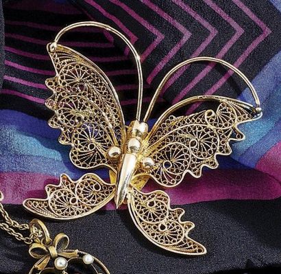 BROCHE 