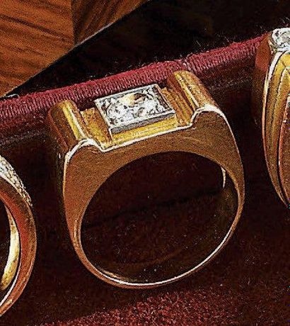 BAG UE en or jaune 18 k et platine de forme...