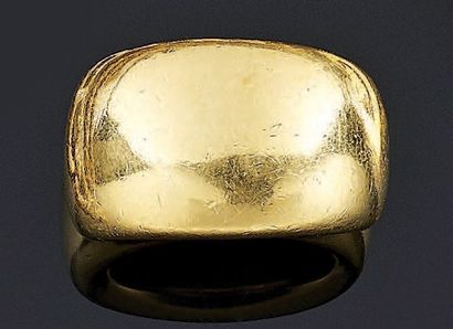 LARGE BAGUE bandeau en or jaune uni 750 millièmes...