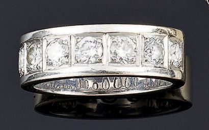 BAGUE 