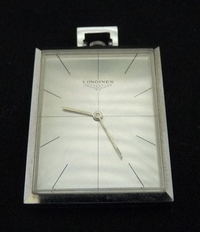MONTRE DE POCHE rectangulaire, à remontoir...