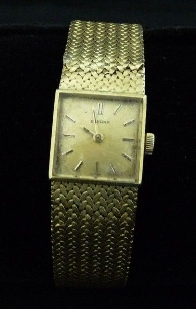 MONTRE BRACELET de dame en or jaune, la montre...