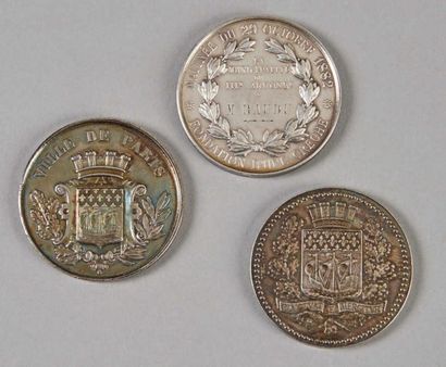 TROIS MEDAILLES commemoratives de la ville...