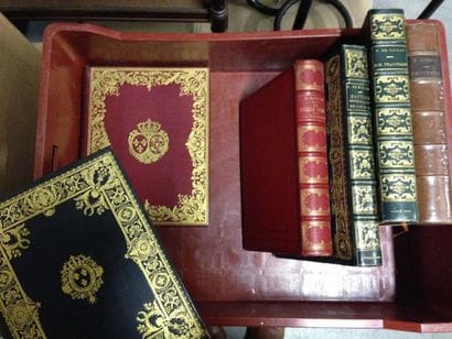 ENSEMBLE de VOLUMES dont des livres de prix...
