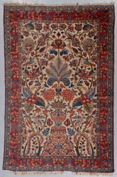 KECHAN - TAPIS en laine et soie à décor de...