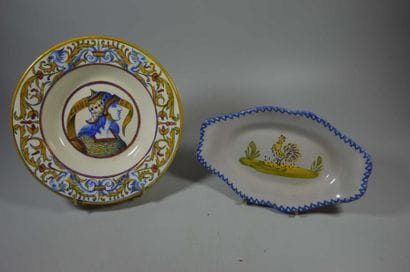 ENSEMBLE comprenant: CHAROLLES - Plat ovale...