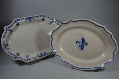 ENSEMBLE de DEUX PLATS comprenant: QUIMPER...