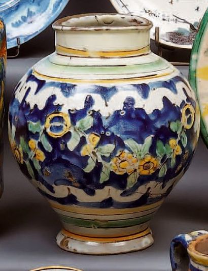 SICILE (CALTAGIRONE)
Vase globulaire à décor...