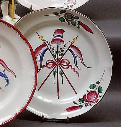 LES ISLETTES
Assiette de forme lobée à décor...