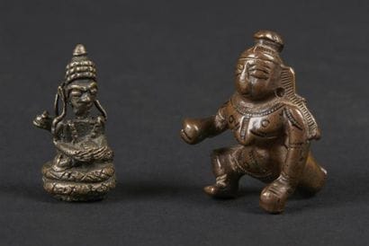 EXTREME-ORIENT ? 
Deux sujets divinités en...