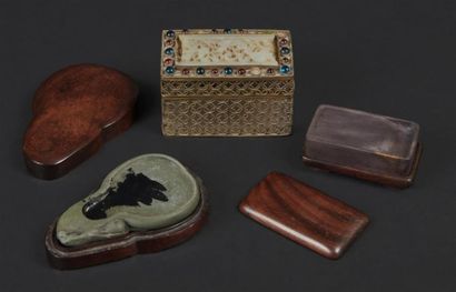 CHINE, XXe siècle - 
Petite boite en métal...