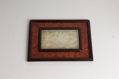 CHINE - XXe siècle
Plaque de forme rectangulaire...