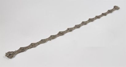 CHINE - Vers 1900
Ceinture articulée en argent...
