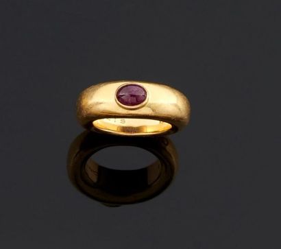 CHAUMET Paris
Bague jonc en or 750°/oo, ornée...
