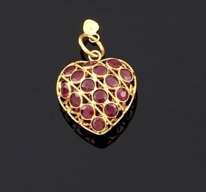 PENDENTIF 