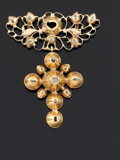 CROIX pendentif en or jaune 750°/oo partiellement...
