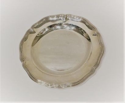 PLAT rond en argent uni 950°/oo, modèle filets...