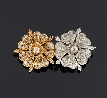 BROCHE en or jaune 585°/oo et argent 925°/oo...