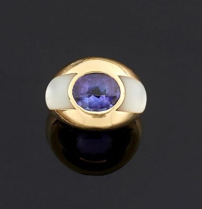 MAUBOUSSIN
Bague en or jaune 750°/oo ornée...