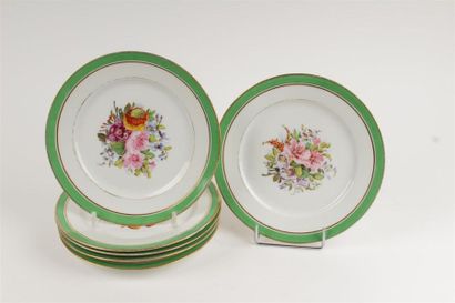 PARIS
Six assiettes à dessert en porcelaine...