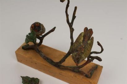 GROUPE en bronze de Vienne figurant deux...