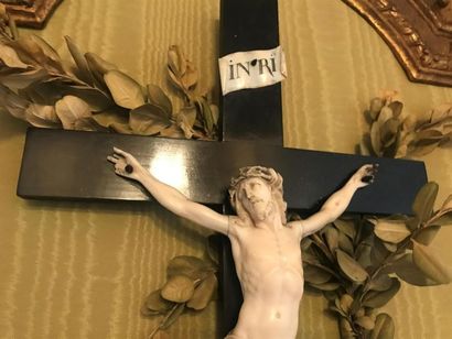 CHRIST en ivoire de Dieppe du XIXe siècle...