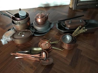 ENSEMBLE de cuivres de cuisine certains de...