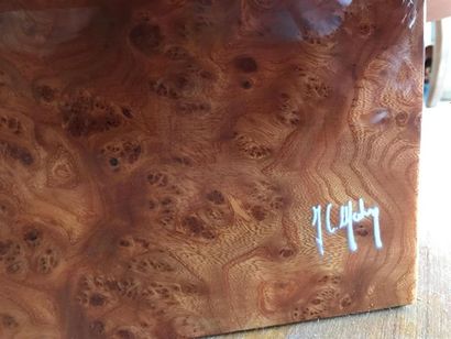 Jean-Claude MAHEY (XX-XXI) 
Table basse rectagulaire...