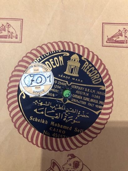 Lot de 20 disques 78 tours dans leurs pochettes...