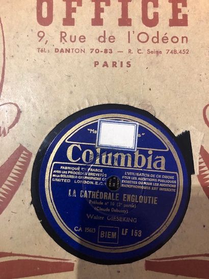 Lot de 20 disques 78 tours dans leurs pochettes...