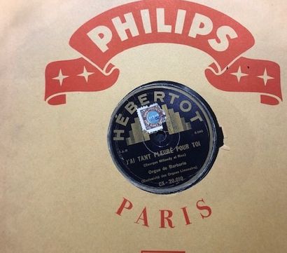 Lot de 20 disques 78 tours dans leurs pochettes...