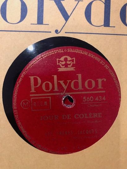Lot de 20 disques 78 tours dans leurs pochettes...