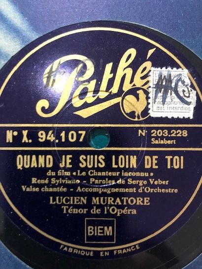 Lot de 20 disques 78 tours dans leurs pochettes...