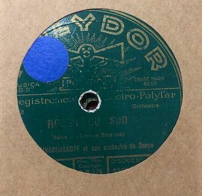 Lot de 20 disques 78 tours dans leurs pochettes...