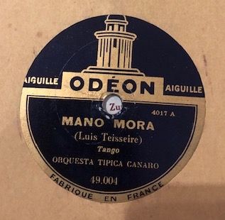 Lot de 20 disques 78 tours dans leurs pochettes...