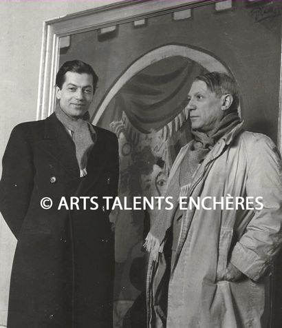 PHOTOGRAPHIE. Picasso et Serge Lifar, 11,5...