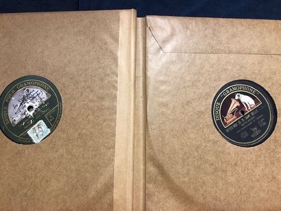Disques 78 tours. Album de 12 disques 
