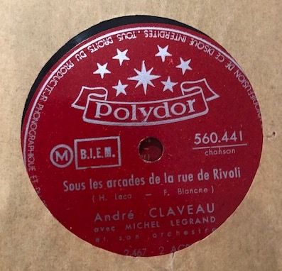 Lot de 20 disques 78 tours dans leurs pochettes...