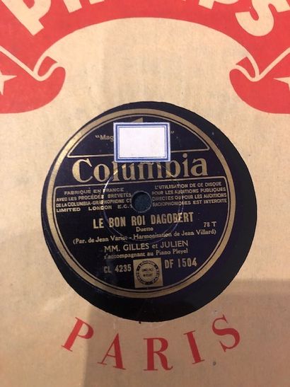 Lot de 20 disques 78 tours dans leurs pochettes...