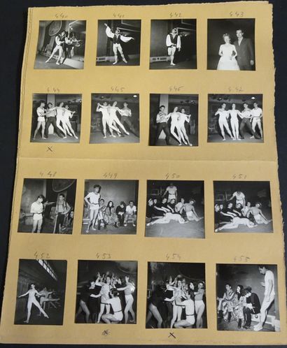 BALLETS DES CHAMPS ELYSÉES. Ensemble de 313...