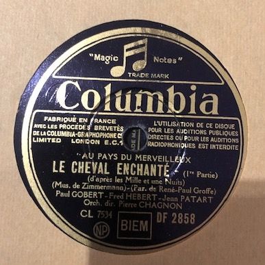 Lot de 20 disques 78 tours dans leurs pochettes...