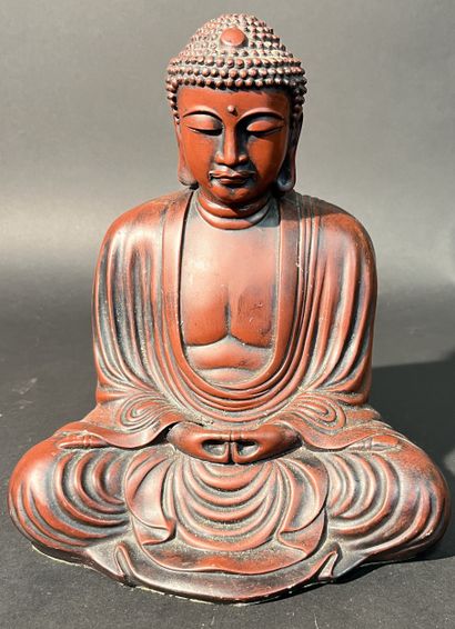 Bouddha Thailandais en position de lotus...