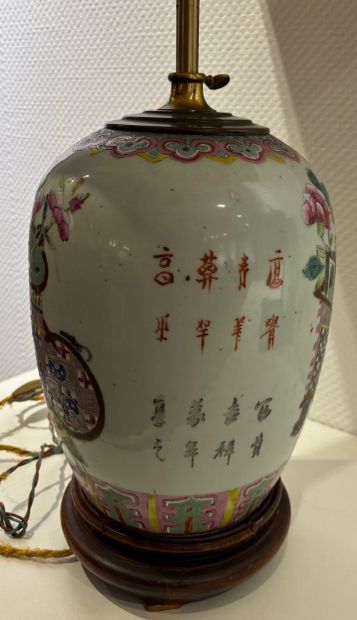 Vase Chine monté en lampe vers 1900.