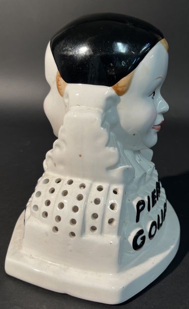 Pierrot gourmand. Présentoir de boulangerie...