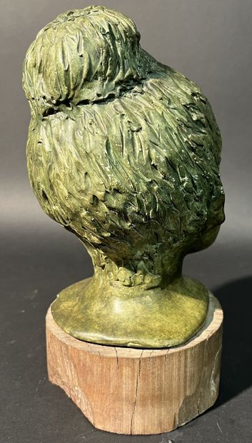 VIETNAM. Sculpture du visage d'une jeune...