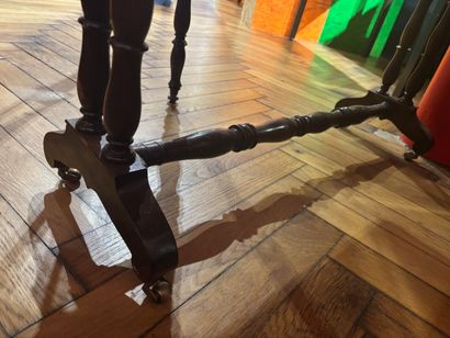 Table pliante en bois avec rabats sur roulette,...