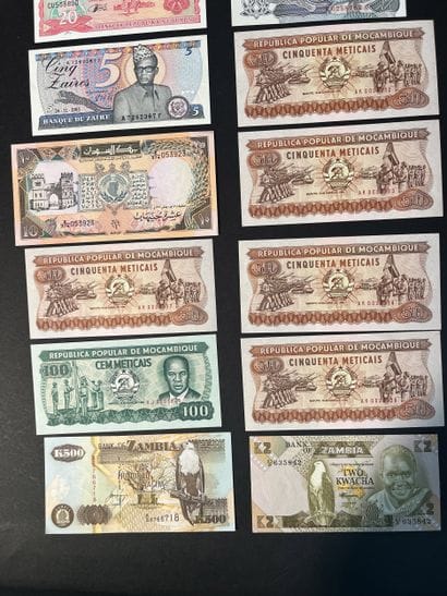 Billets de Banque. Ensemble de 20 billets...