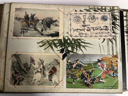 Grand Album en laque vers 1900 entièrement...