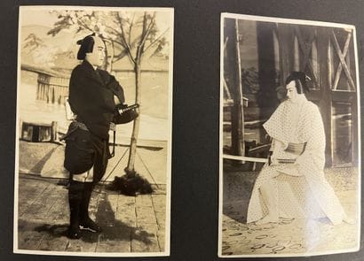 Album regroupant 28 photographies dont une...